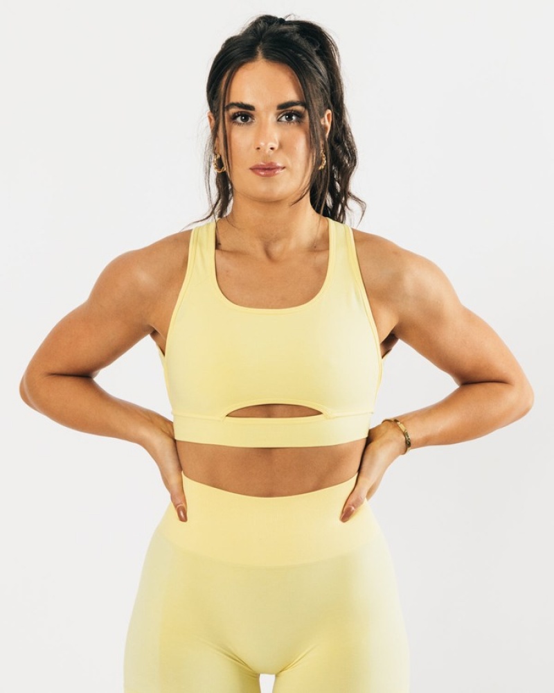 Alphalete Trinity BH Dames Geel | 05MIYTELX